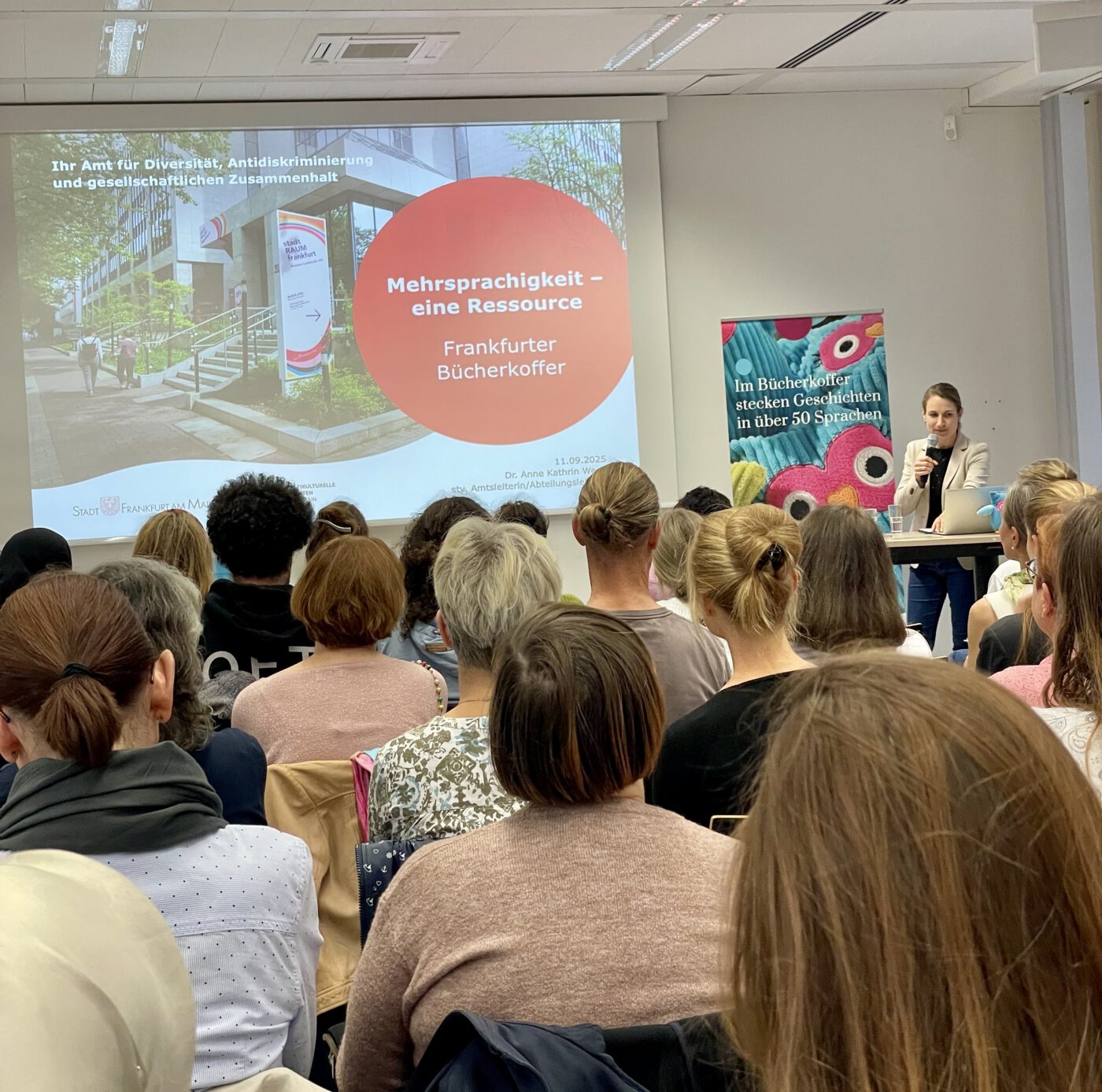 Fortbildung zum Auftakt des Bücherkoffer-Schuljahres 2025/26 — ein gelungener Start!